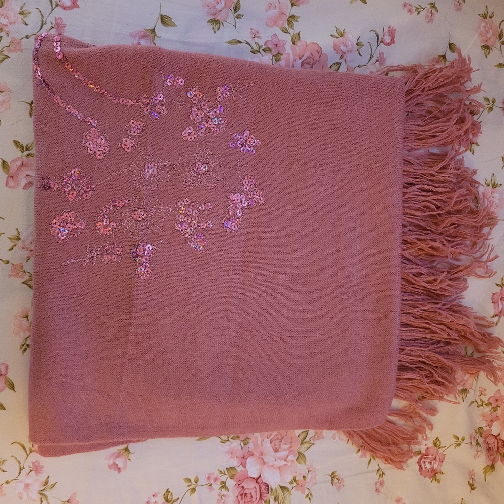 NWOT Pashmina Scarf